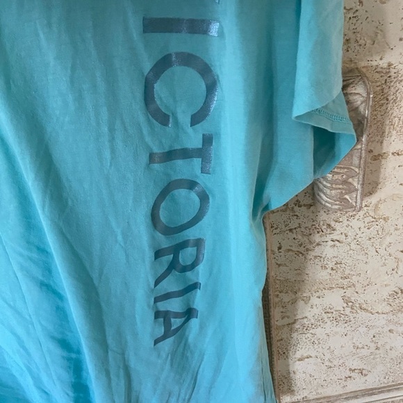 Victoria’s Sport blue top size L new no tag - Picture 3 of 4